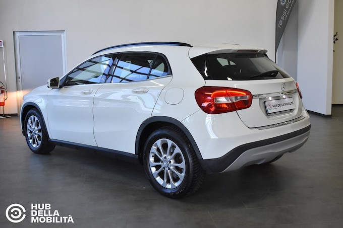 MERCEDES-BENZ GLA 180 d Automatic Executive